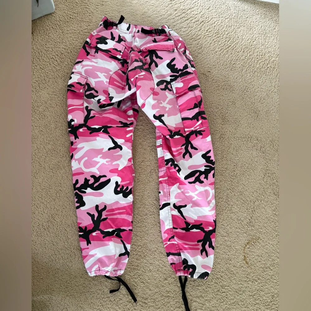 Rothco Pink Camouflage Pants - Picture 4 of 4
